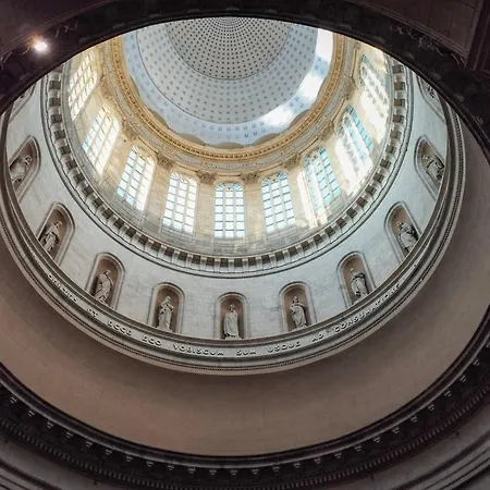 Chez Aline & Seb 公寓 *